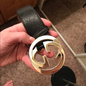 Gucci Signature Leather Belt